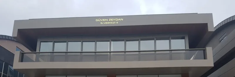 Güven Zeydan İş Merkezi cephesi — fotoğraf 1